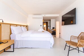 Ocean View | Minibar, coffre-fort pour ordinateur portable, bureau