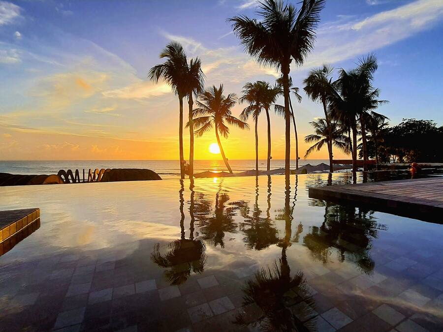 Indoor pool, outdoor pool, pool loungers