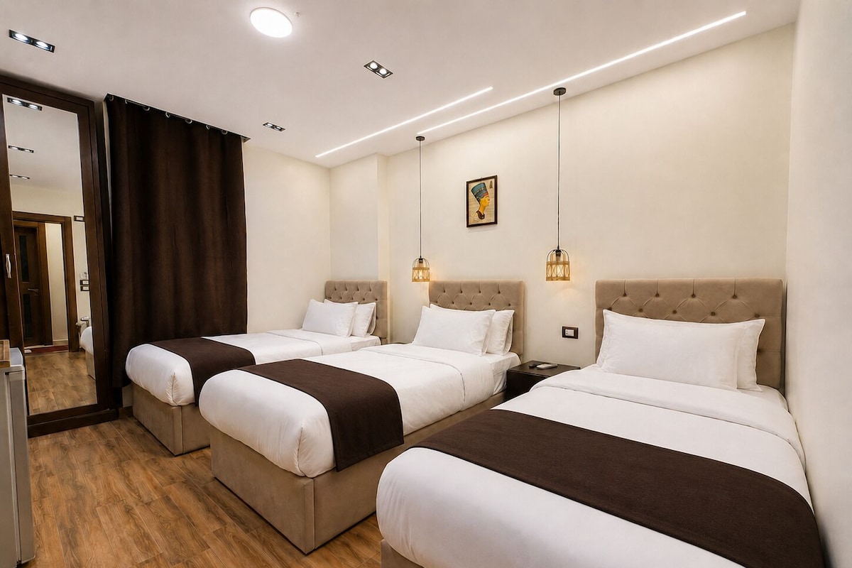 Hypo-allergenic bedding available, minibar, in-room safe, soundproofing