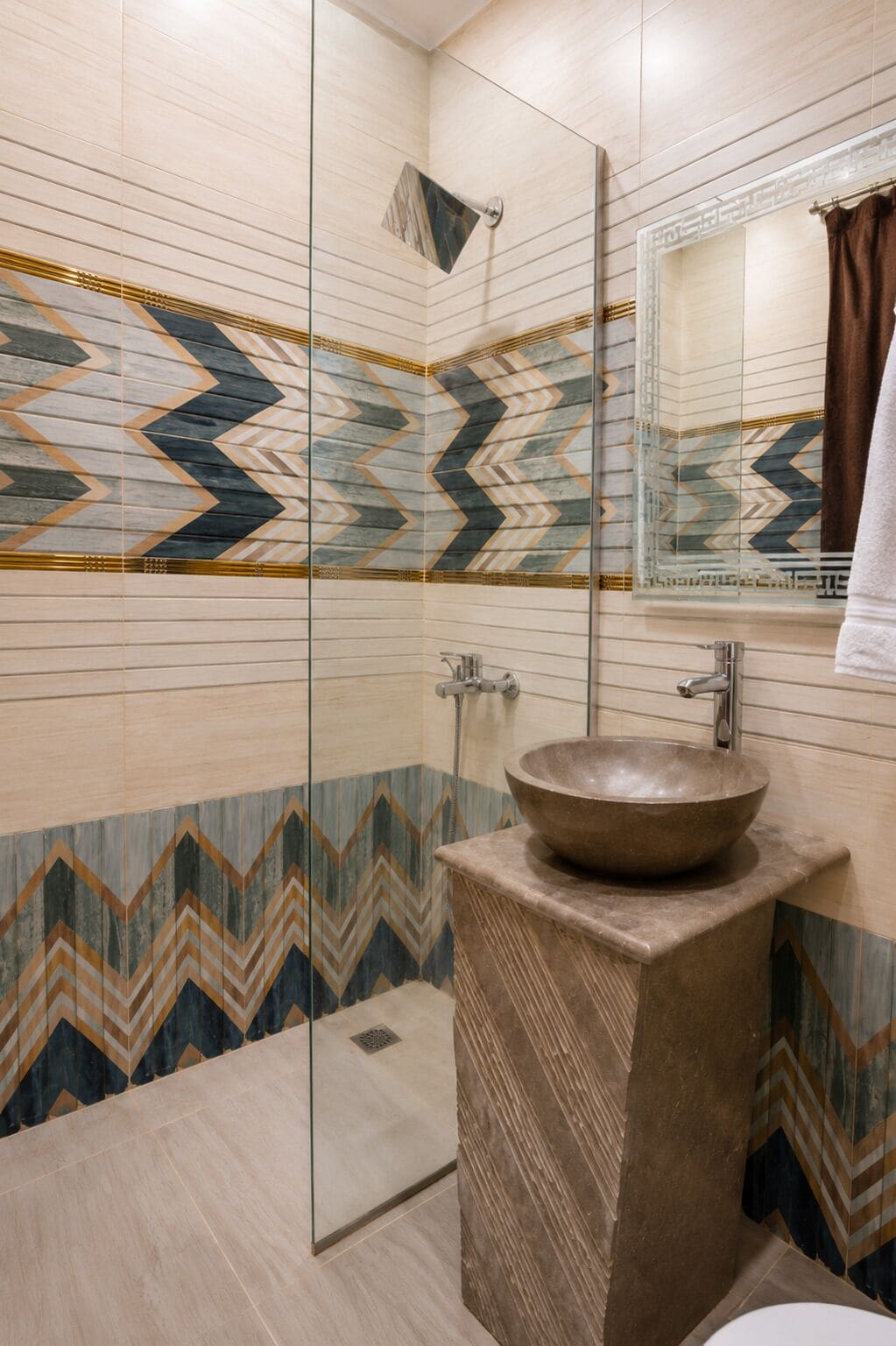 Photo - White Pyramids inn 