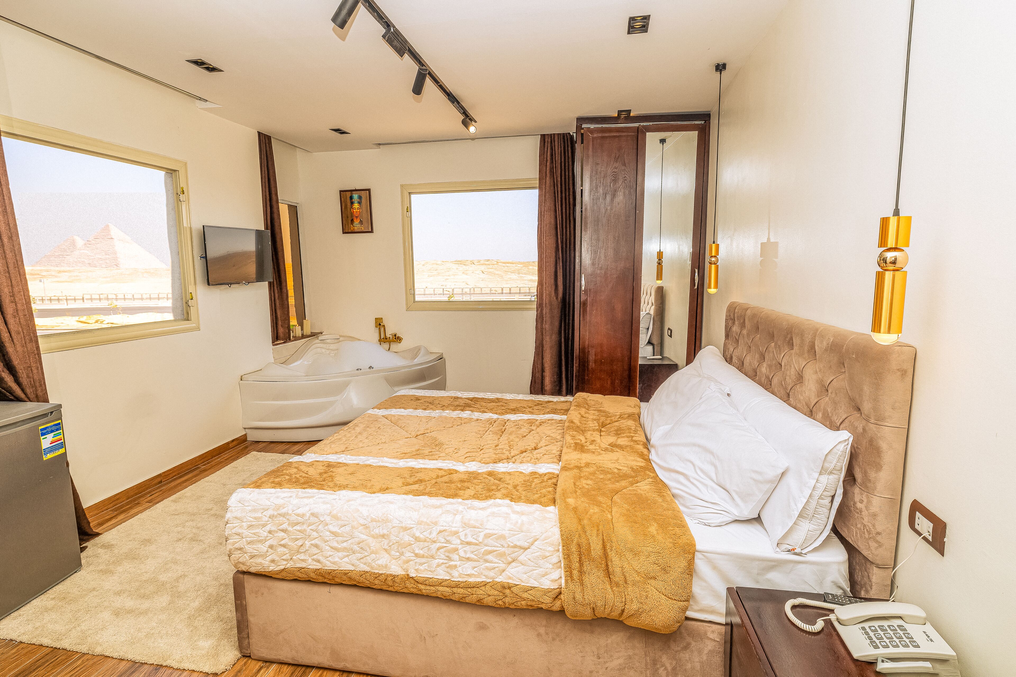 Photo - New White Pyramids Inn