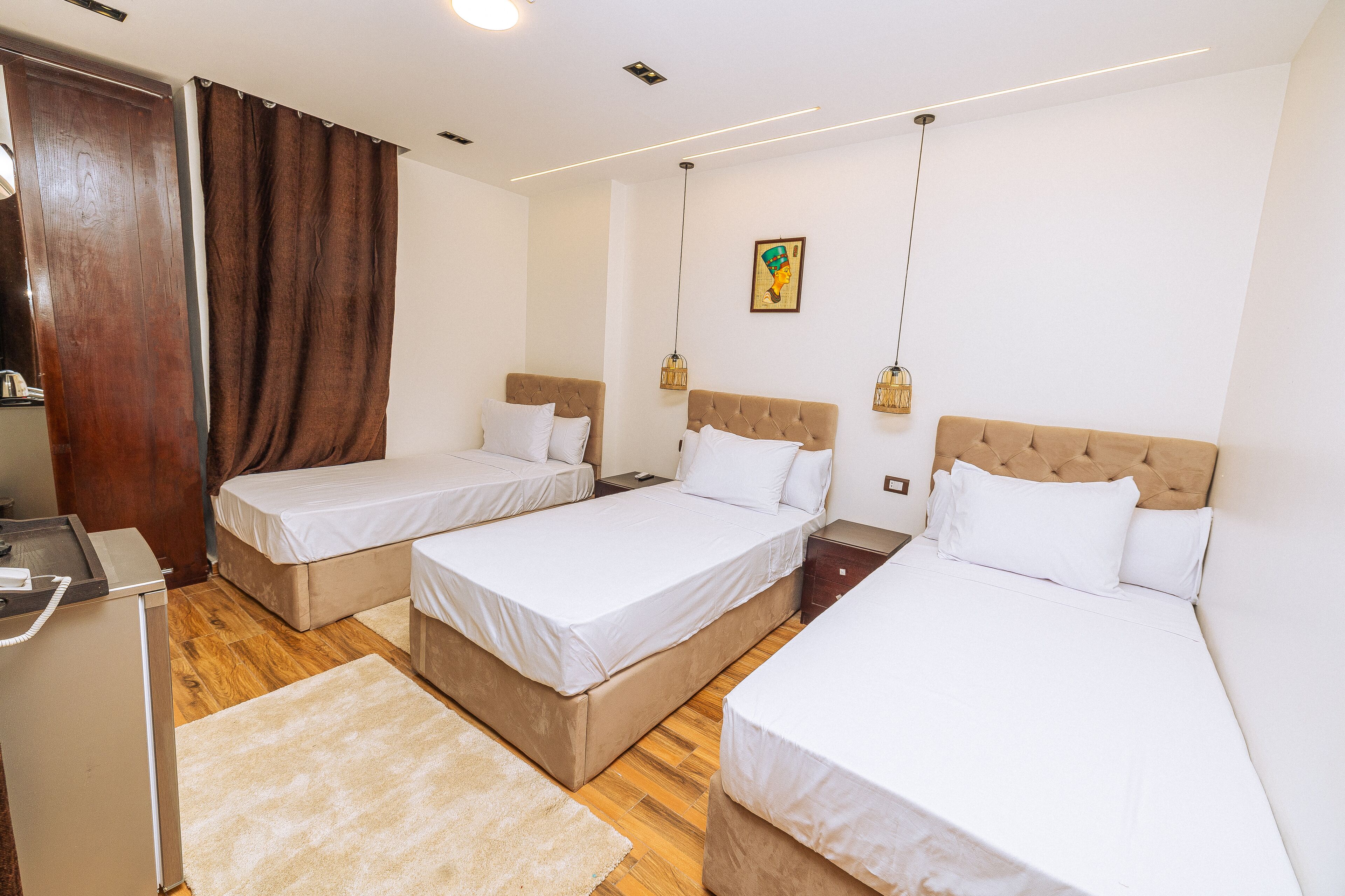 Photo - New White Pyramids Inn