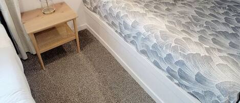 3 bedrooms, desk, travel cot, free WiFi