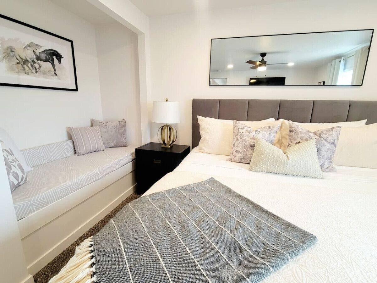 3 Schlafzimmer, Schreibtisch, Reisekinderbett, kostenloses WLAN