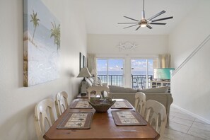 スマートテレビ、DVD プレーヤー