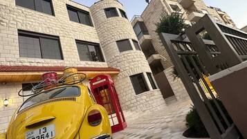 Apartment, 1 Bedroom, Accessible, Smoking | Front of property