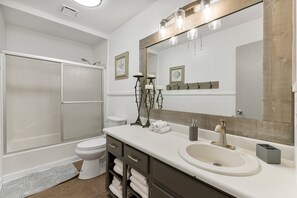 ヘアドライヤー、タオル