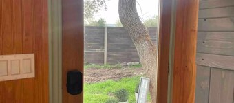 Lux Glamping Stargazing EnSuite walk/bike to downtwn, wineries, food, and shops.