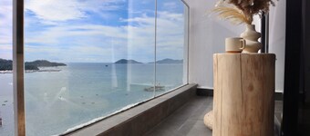 The Shore by Homesuite'