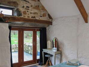 1 soverom, wi-fi (inkludert) og sengetøy