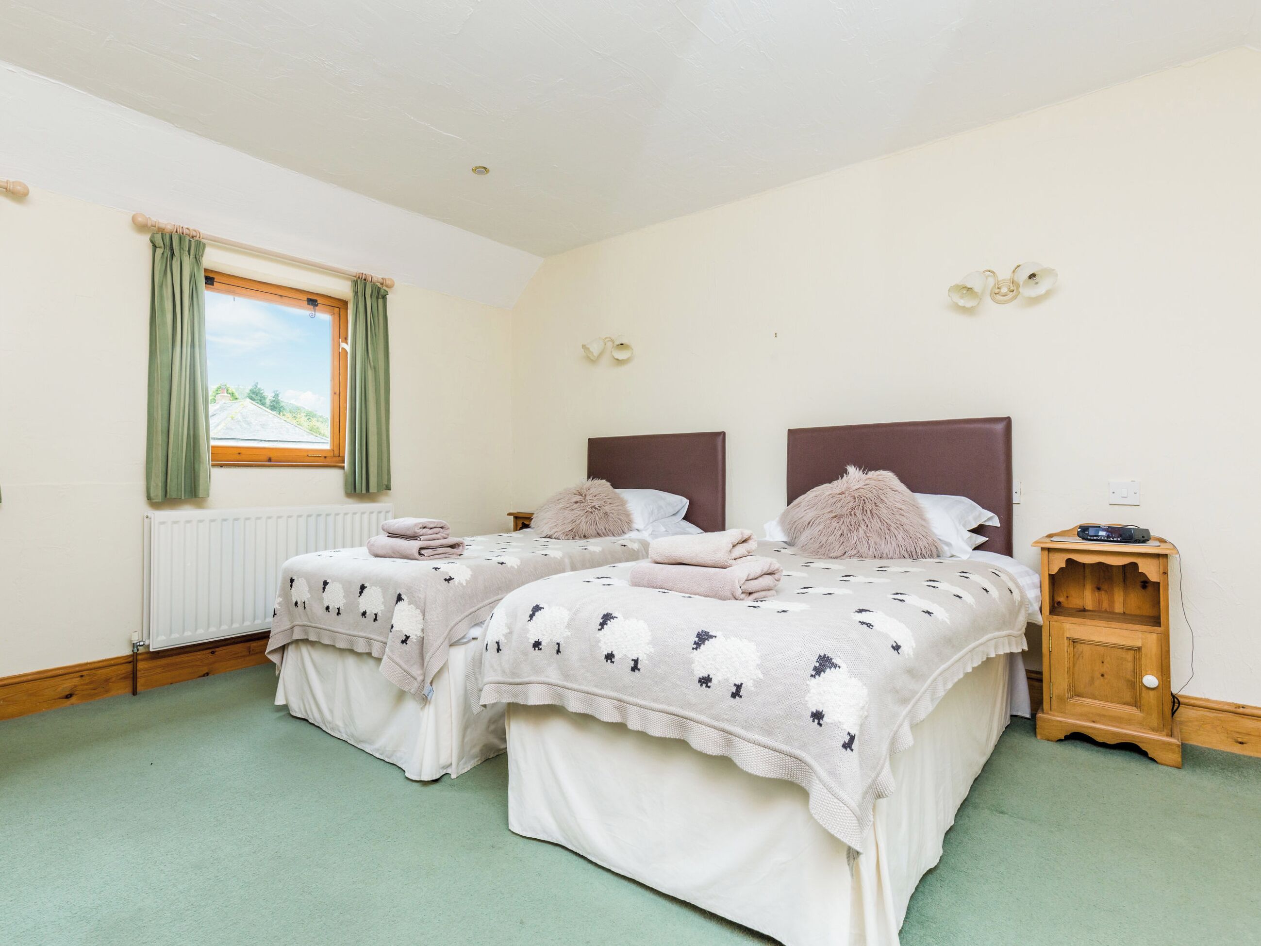2 habitaciones, wifi gratis y ropa de cama 