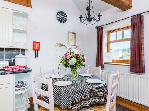 2 bedroom accommodation in Louth