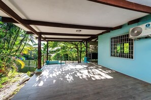 Property grounds - Studio | Beach Club & Infinity Pool Access (Tamarindo)