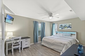 3 bedrooms, desk, free WiFi