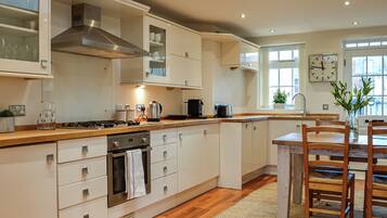 Geschirrspüler, Hochstuhl