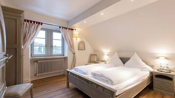 Dobbeltrom – standard, 1 soverom | Skrivebord, wi-fi (inkludert) og sengetøy