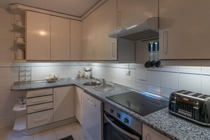 Dishwasher - Porton 7: Family-Friendly Haven (Calahonda)