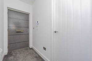 Apartment, 1 Queen Bed | Interior - Impeccable 1-bed Apartment in Manchester (Manchester)