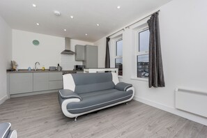 Living area - Impeccable 1-bed Apartment in Manchester (Manchester)