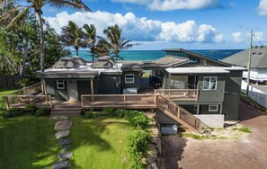 Exterior - North Shore Getaway Beachfront Estate (Kahuku)