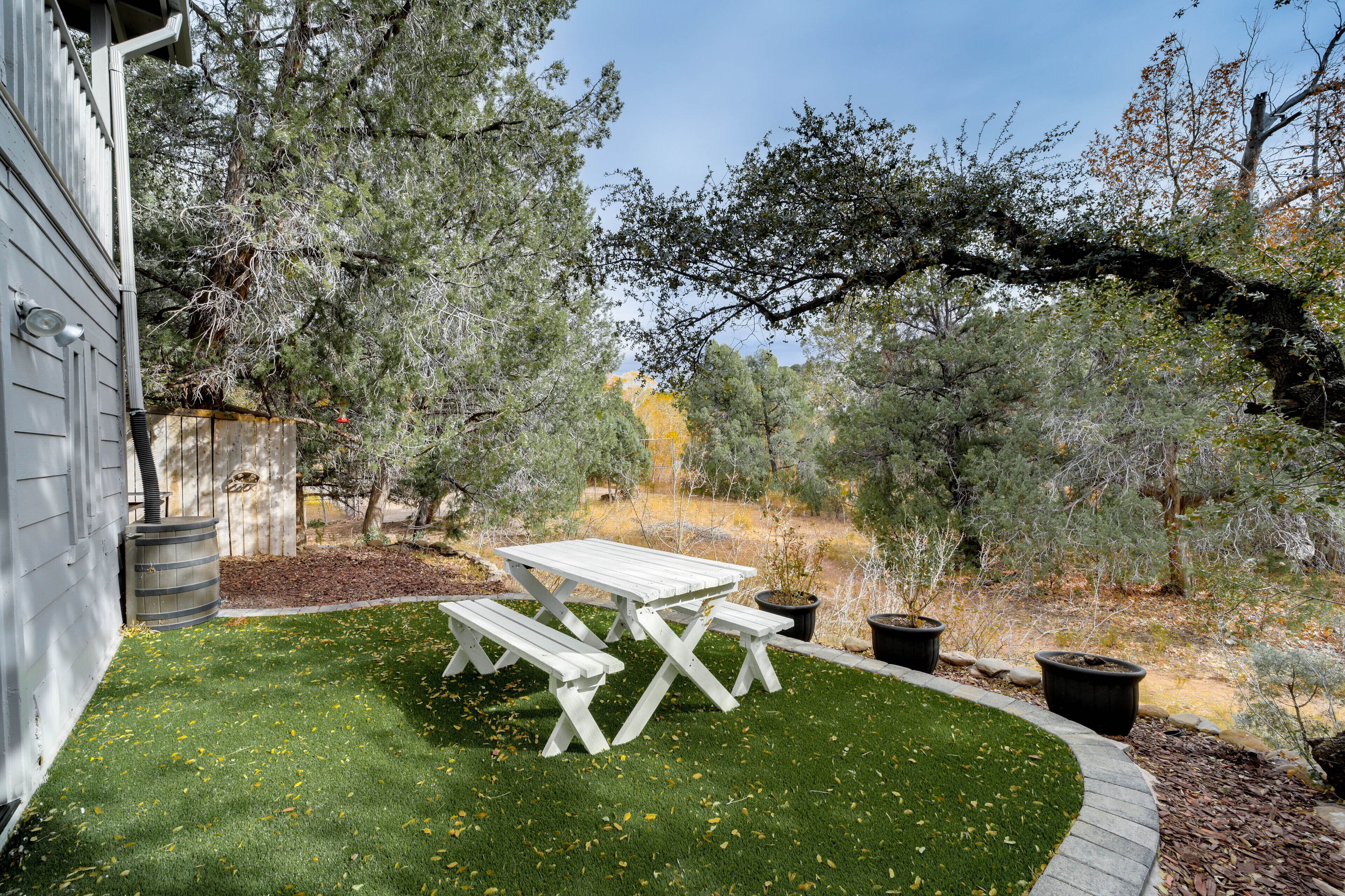 Pet-Friendly Payson Cabin w/ Game Room!