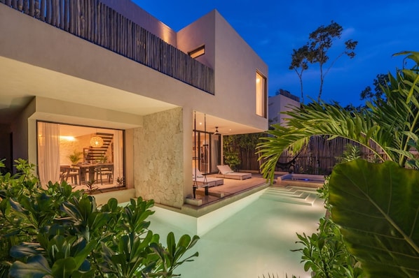 Terrace/patio - Villa Tovar Tulum / Private Pool/ Starlink Wi-Fi / Mayan Jungle. (Tulum)