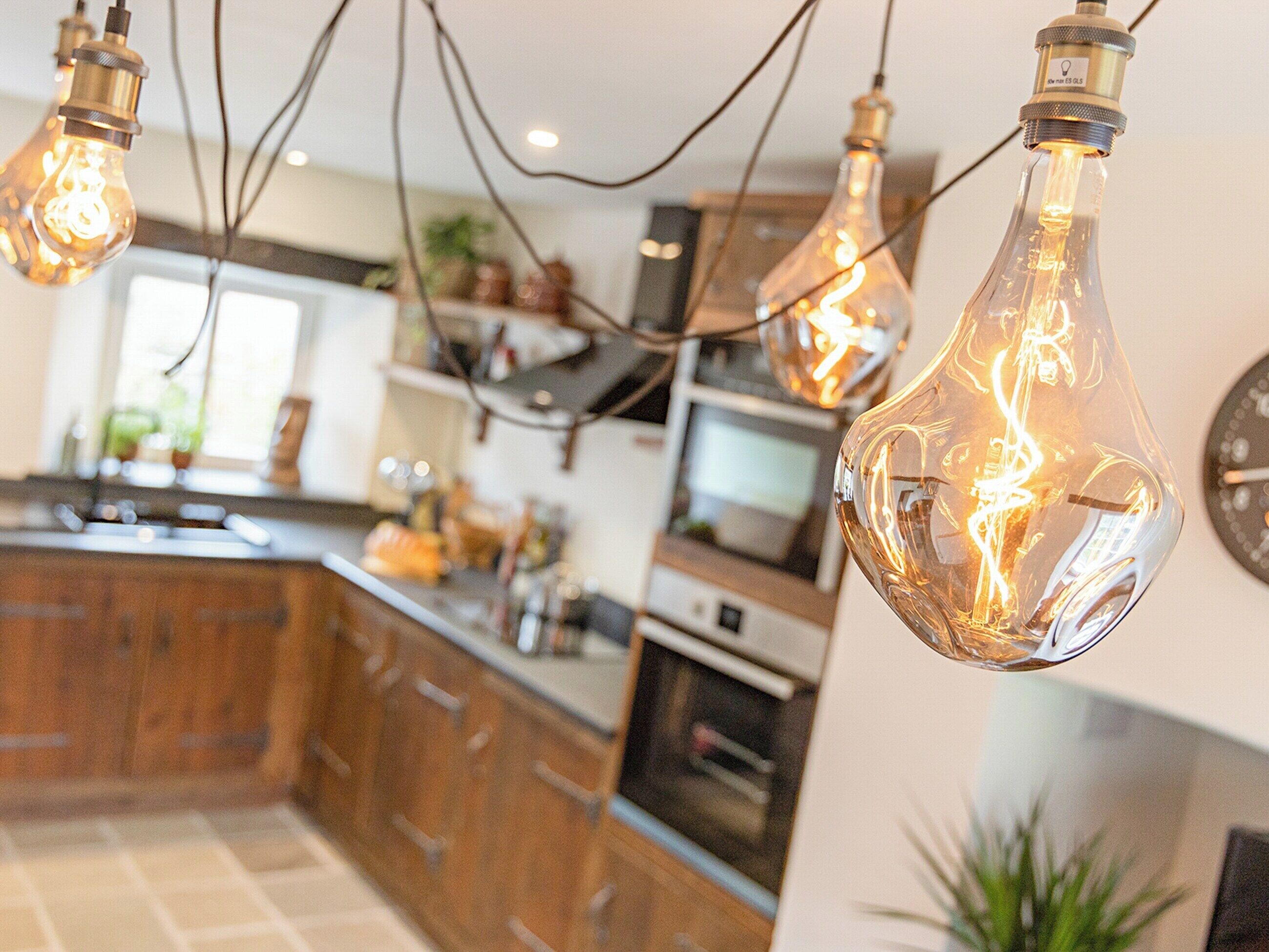 Dishwasher, highchair