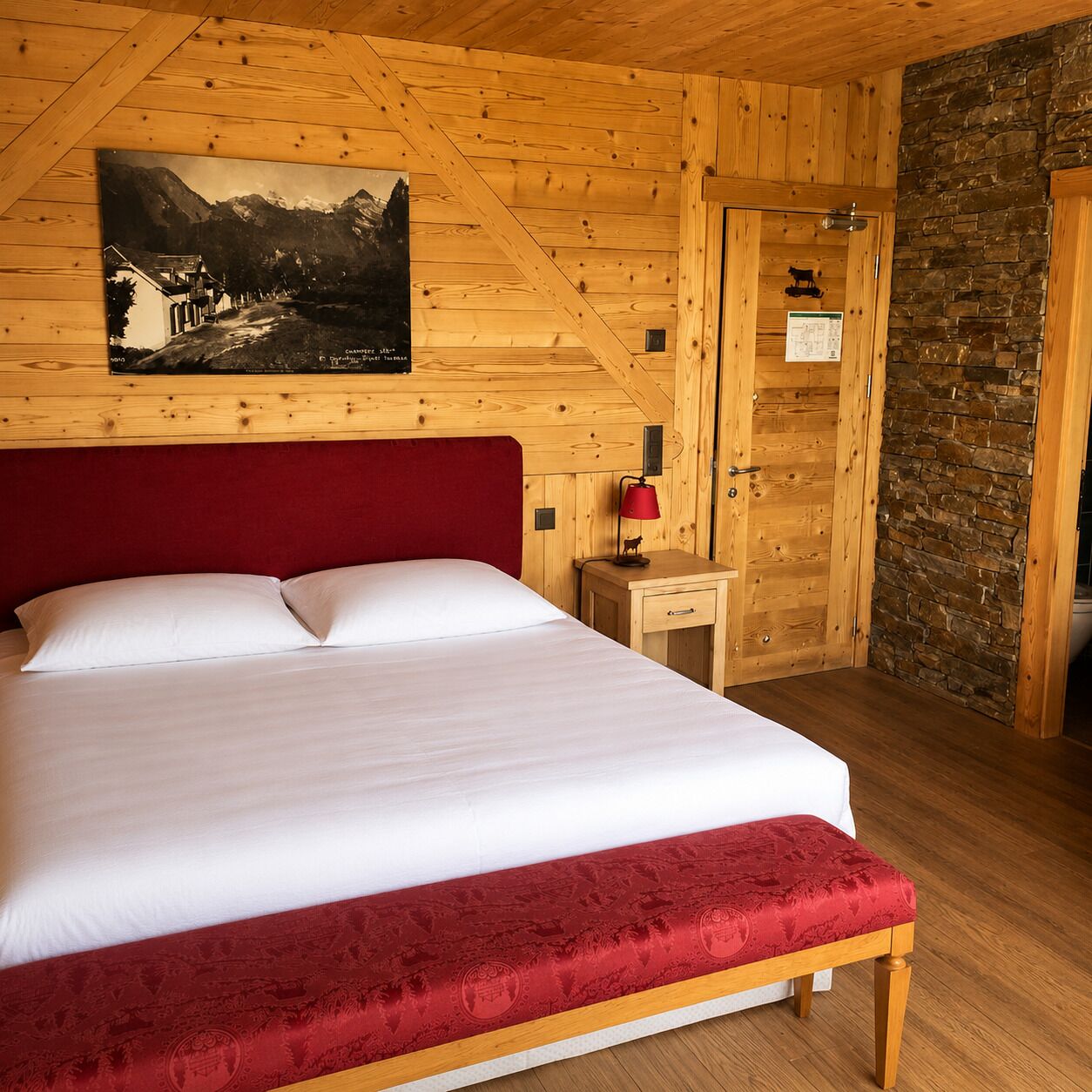 Superior Twin Room | Desk, laptop workspace, WiFi (free), bed sheets