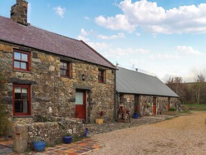 Exterior - The Crog Loft - UK45652 (Rhiw, near Aberdaron)