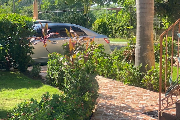 Fachada da propriedade