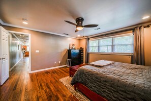 3 sovrum, strykjärn/strykbräda, gratis wi-fi och sängkläder