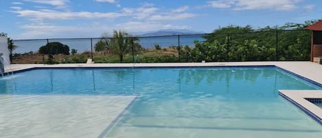 Piscina externa