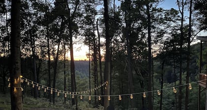 "ENDLESS VIEW" Red River Gorge/Natural Bridge- New Construction!! Dog Friendly!!