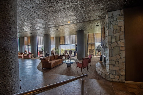 Mountain Memories at Sugar Top! 8th floor facing the slopes with amazing sunsets