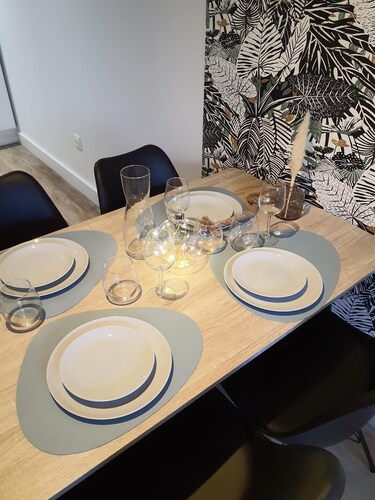 Accord Vin et Chocolat, ce chamant T2 refait à neuf.