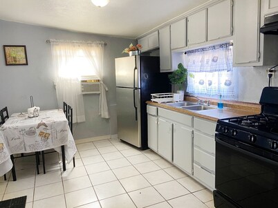 Corner Gem near Del Sol Hospital 