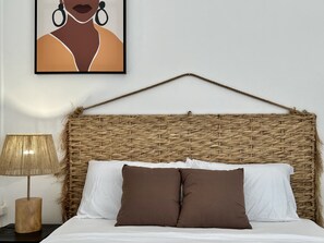 3 slaapkamers, een strijkplank/strijkijzer, wifi, beddengoed