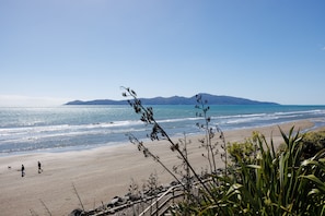 Liegestühle, Strandtücher