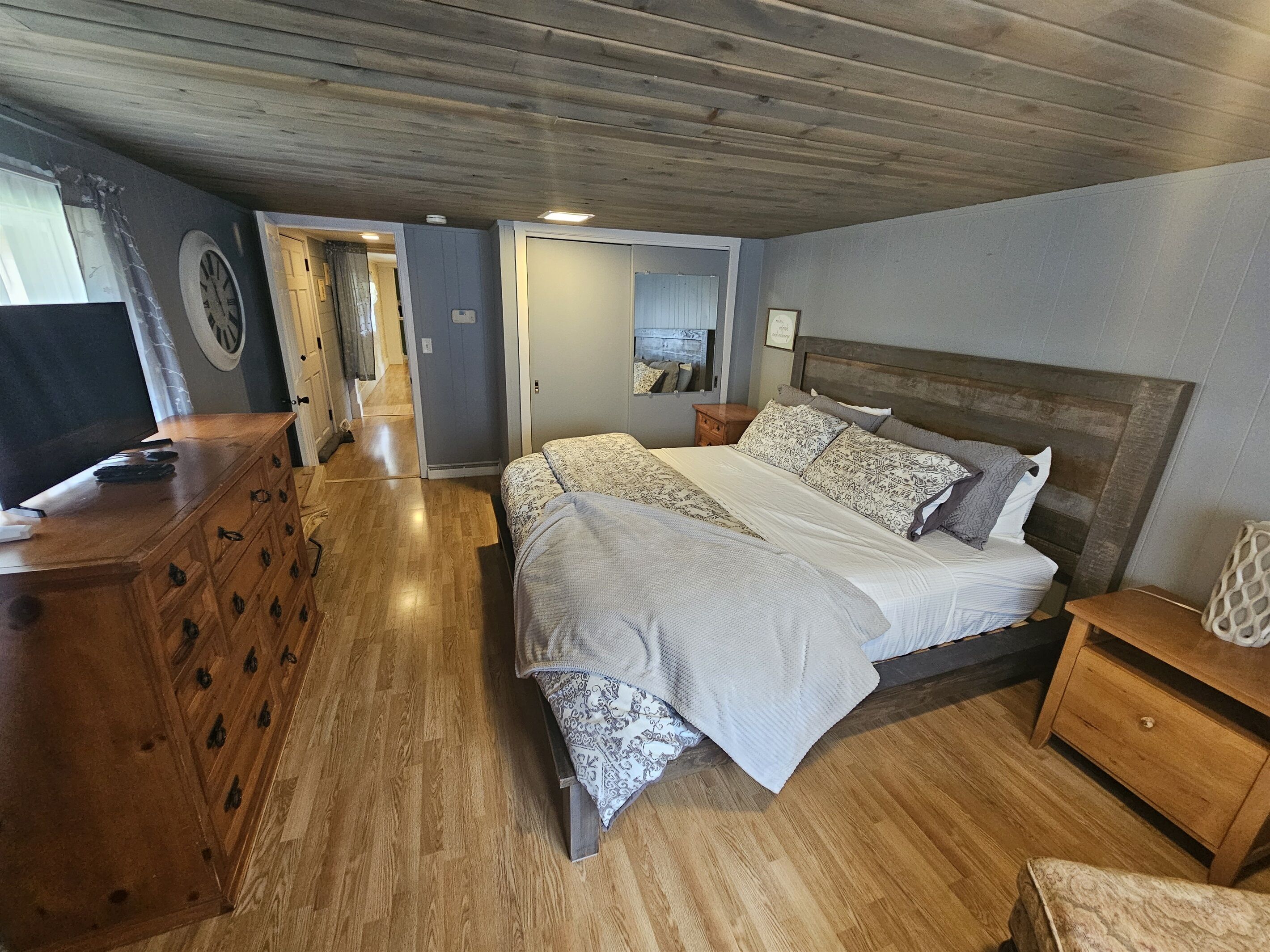 5 chambres, bureau, fer et planche à repasser, Wi-Fi gratuit