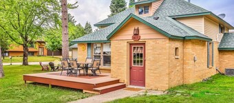 House w/ Wi-Fi, Fire Pit, Trailer Parking, W/D