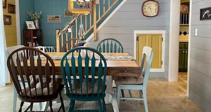 House w/ Wi-Fi, Fire Pit, Trailer Parking, W/D