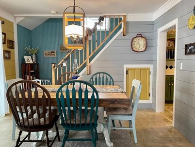 House w/ Wi-Fi, Fire Pit, Trailer Parking, W/D