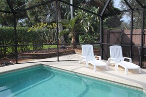Piscine extérieure, piscine chauffée
