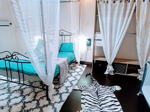2 Schlafzimmer, Bügeleisen/Bügelbrett, Reisekinderbett, Bettwäsche