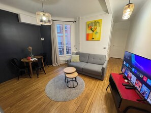 Smart-tv och böcker