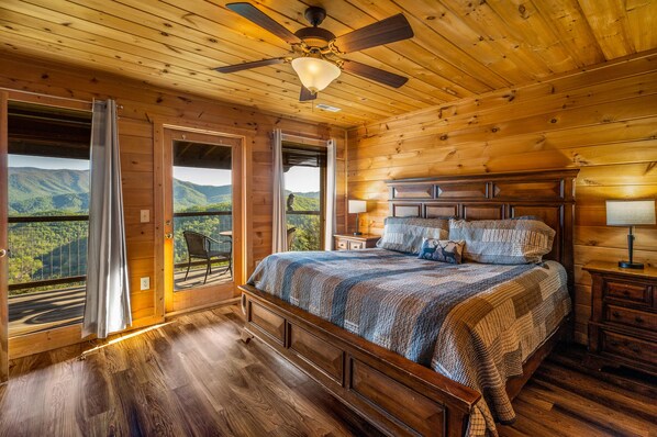 5 Schlafzimmer, Bügeleisen/Bügelbrett, WLAN, Bettwäsche