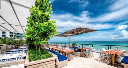 Close to Beach w/ Views. Pool & Gym. Pet Friendly