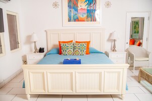 Estúdio básico | Espaço de trabalho para notebook, ferros/tábuas de passar roupa