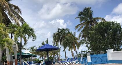 Large Pool/ 1 BR/1Bath Apt. in Beautiful St. Martin in Simpson Bay!