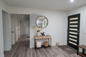 Interior - Take the time to relax at our remodeled peaceful parcel located in Penngrove, CA (Penngrove)